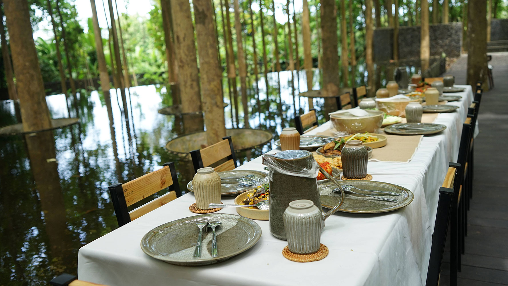 Pathway Lunch Omah Jati Anyer